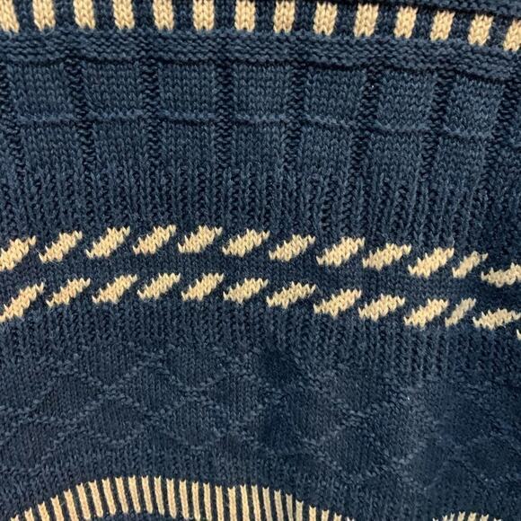 Vintage navy blue striped Gulf traders nautical crewneck sweater! Sz M. In EUC - Picture 5 of 6